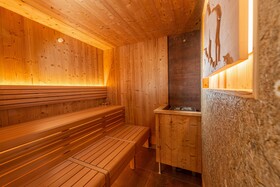 Skylodge Alpine Homes