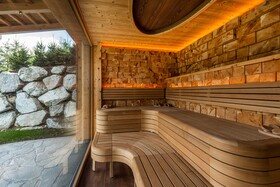 Skylodge Alpine Homes