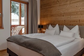 Skylodge Alpine Homes