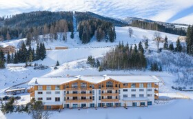Skylodge Alpine Homes