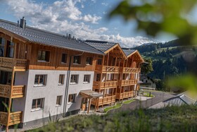 Skylodge Alpine Homes