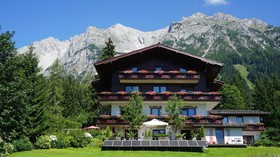 Dachsteinhof