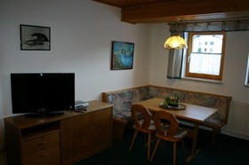 Chalet Alice