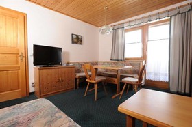 Chalet Alice