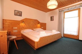 Chalet Alice