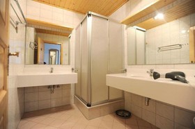 Chalet Alice