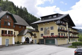 Hotel-Pension Starchlhof