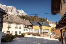 Wirtshaus & Dorfhotel Mayer