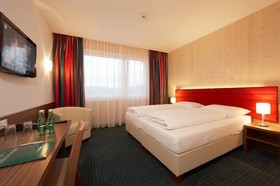 Mt Hotel