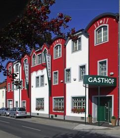 Restaurant-Hotel Wallner - Zum grünen Baum