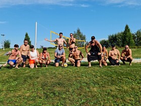 Hotel AVIVA make friends