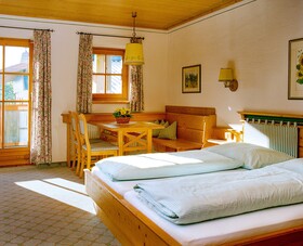 Hochberghaus Klausur- - Familienalm