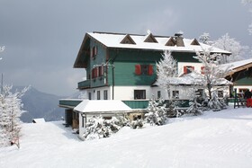 Hochberghaus Klausur- - Familienalm