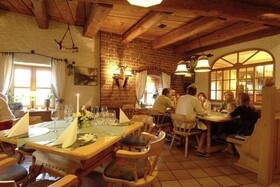 Biedermeier Hof