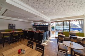 Arion Airporthotel