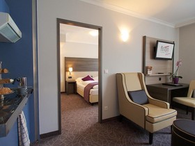 24hours Apartment Hotel