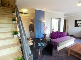24hours Apartment Hotel