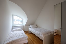 4 Beds & More Apartments