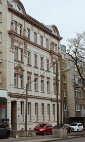 4 Beds & More Apartments