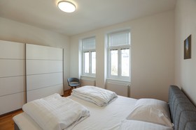4 Beds & More Apartments