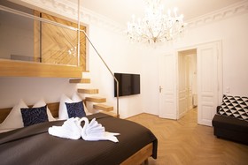 7th Heaven Vienna Center Apartments