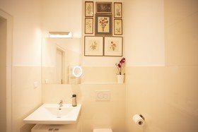 7th Heaven Vienna Center Apartments