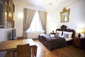 7th Heaven Vienna Center Apartments