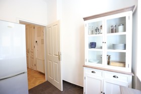 7th Heaven Vienna Center Apartments