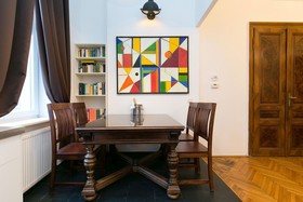 7th Heaven Vienna Center Apartments