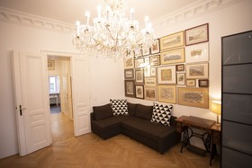 7th Heaven Vienna Center Apartments