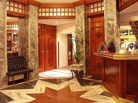 Hotel Viki
