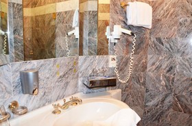Hotel Viki