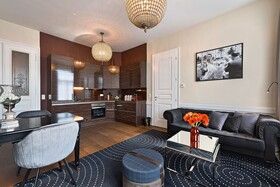 Apartments 6 Rooms