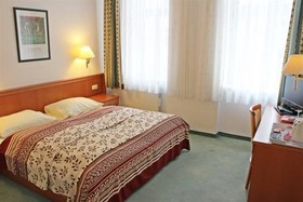 Hotel Schani Salon