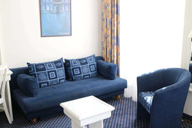 Self-Check-In Hotel Adlon