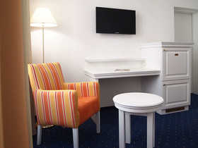 Self-Check-In Hotel Adlon