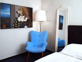 Self-Check-In Hotel Adlon