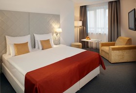 FortyPlusOne Hotel