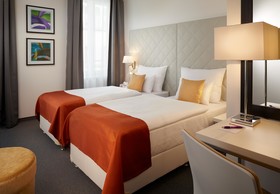 FortyPlusOne Hotel