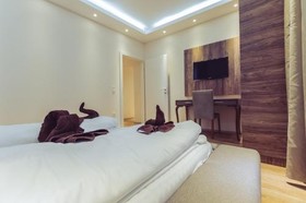 Aurellia Apartments