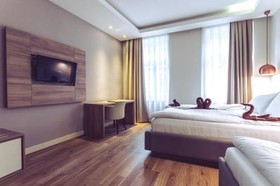 Aurellia Apartments
