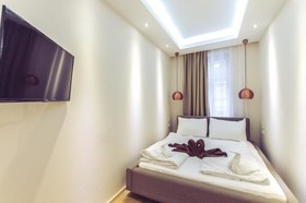 Aurellia Apartments