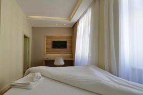 Aurellia Apartments
