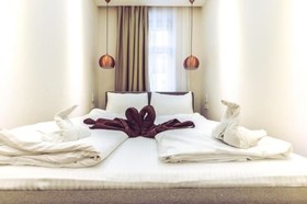 Aurellia Apartments
