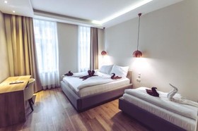 Aurellia Apartments