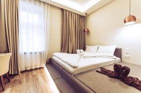 Aurellia Apartments
