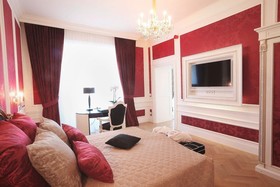 Austria Trend Schloss Schönbrunn Grand Suite