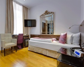 Best Western Plus Hotel Arcadia