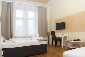 Christiano Apartments