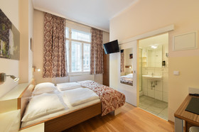 DaunTown Rooms